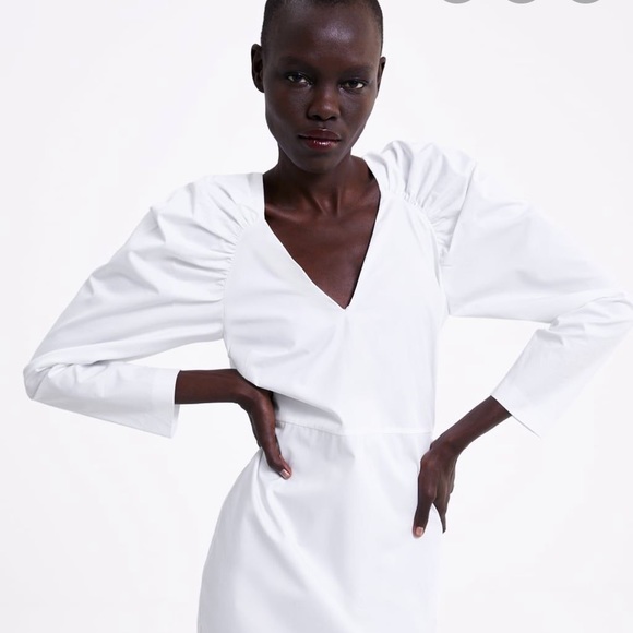 SOLD! Zara dress in white- BNWT - Picture 2 of 3